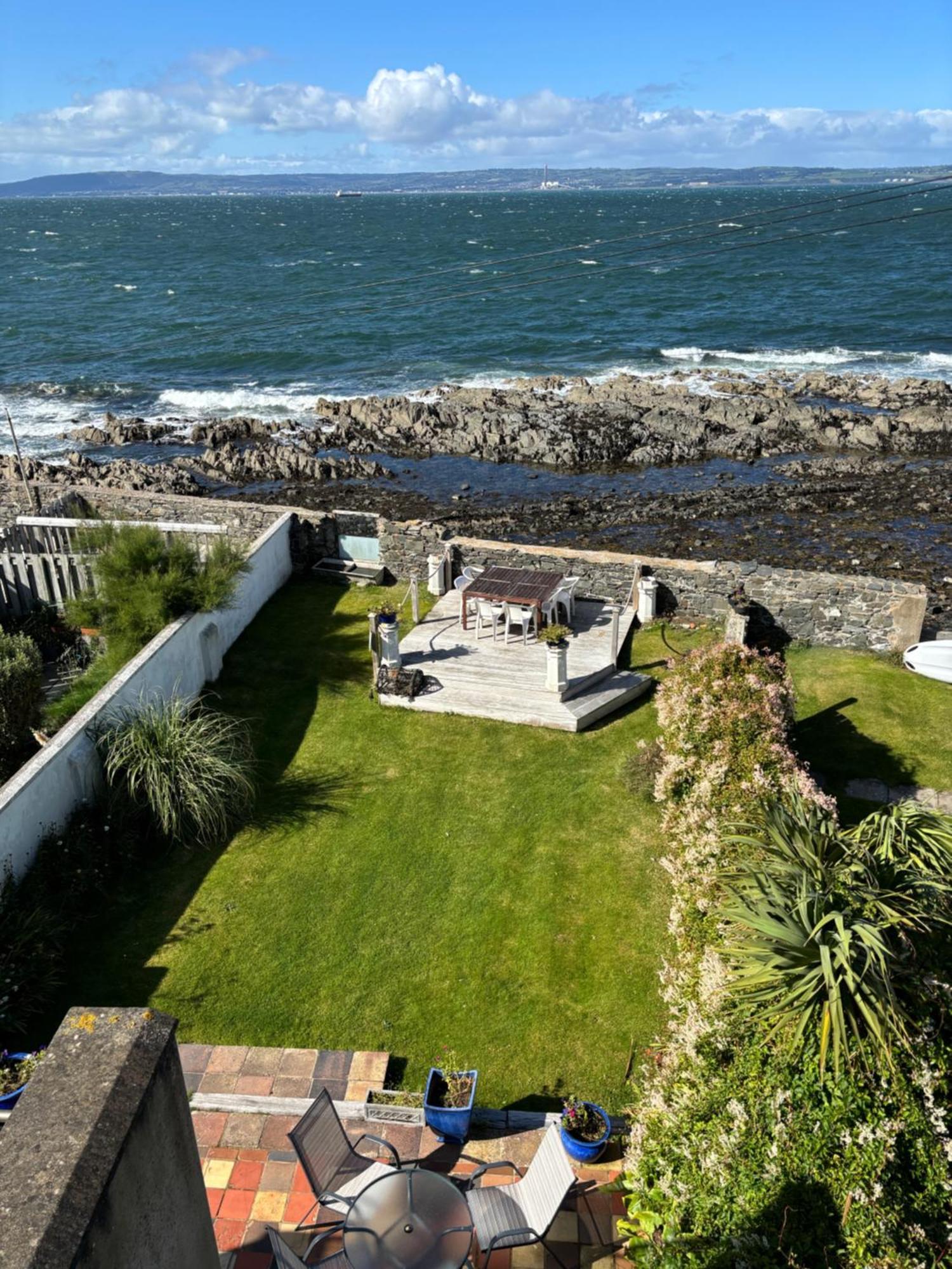 Splash Cottage Beach House With Sea Lapping Garden Bangor  Luaran gambar