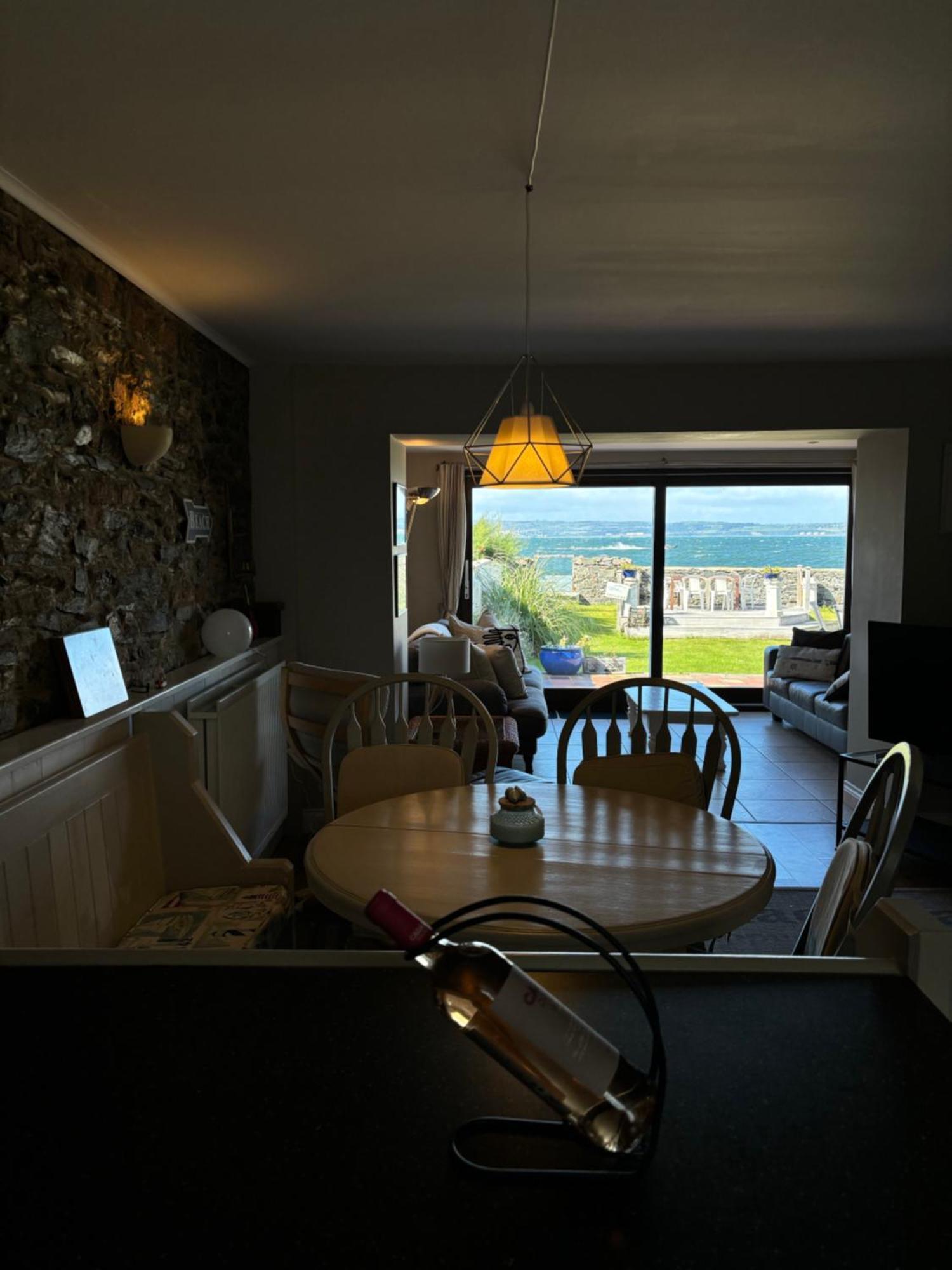 Splash Cottage Beach House With Sea Lapping Garden Bangor  Luaran gambar