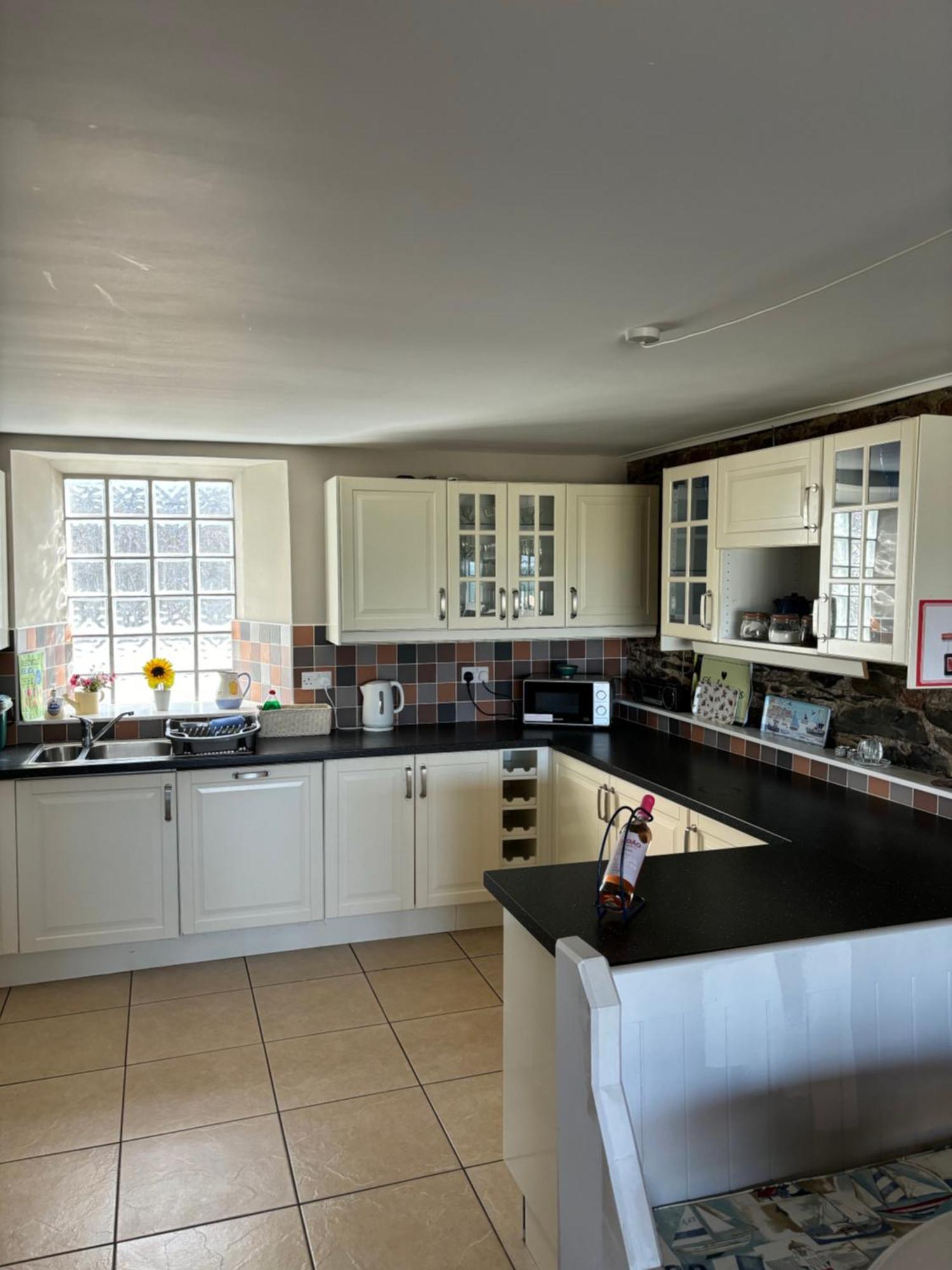 Splash Cottage Beach House With Sea Lapping Garden Bangor  Luaran gambar