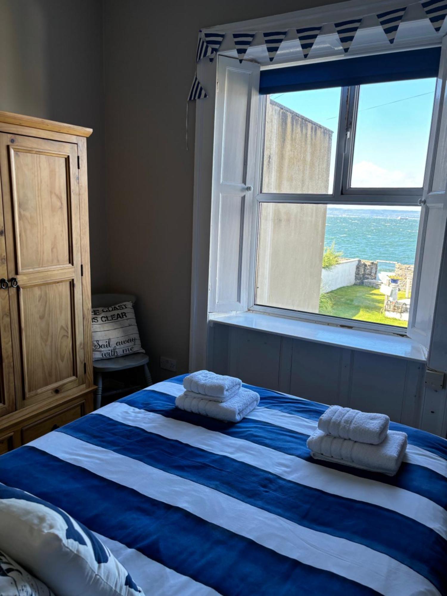 Splash Cottage Beach House With Sea Lapping Garden Bangor  Luaran gambar