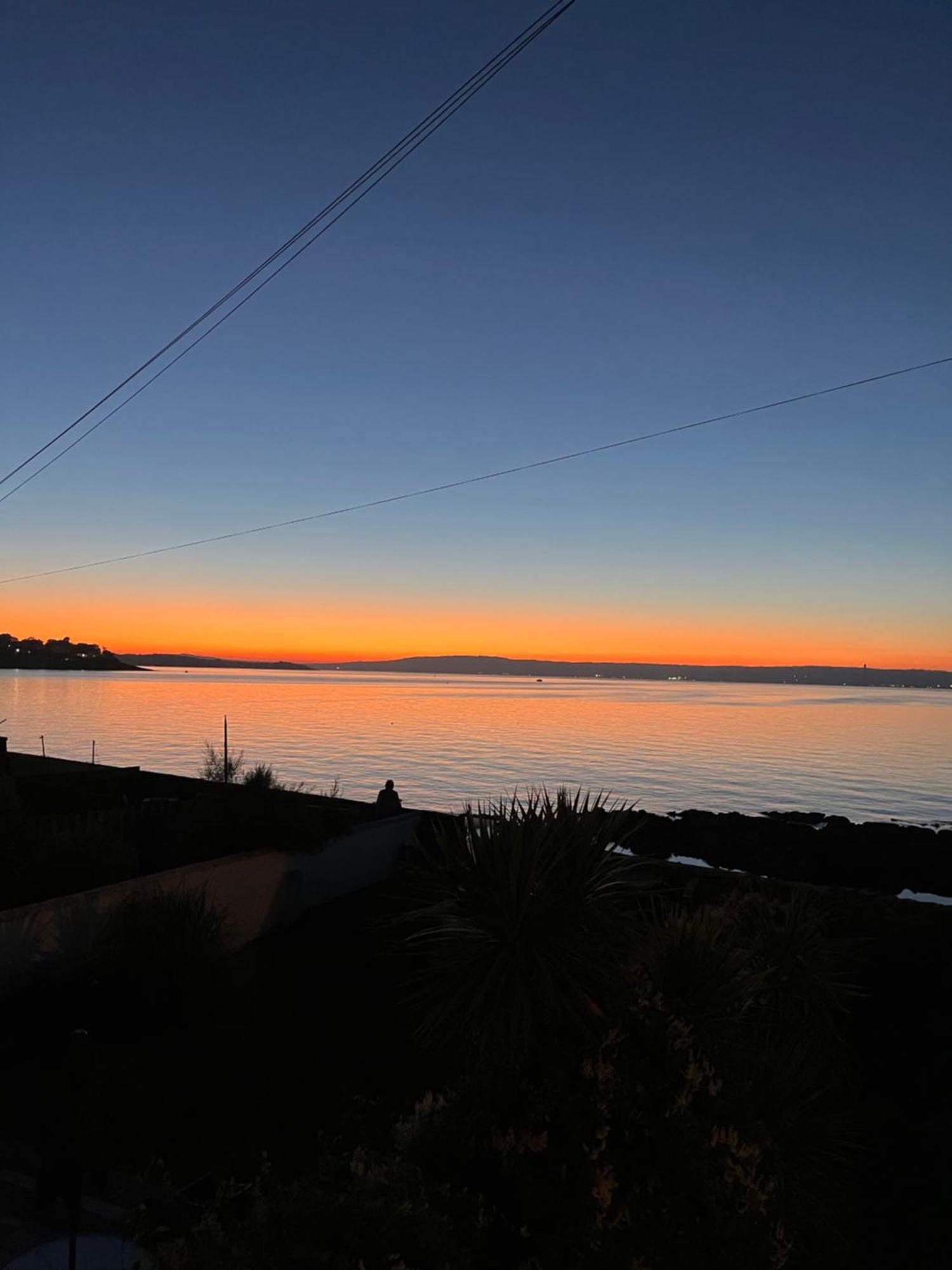 Splash Cottage Beach House With Sea Lapping Garden Bangor  Luaran gambar