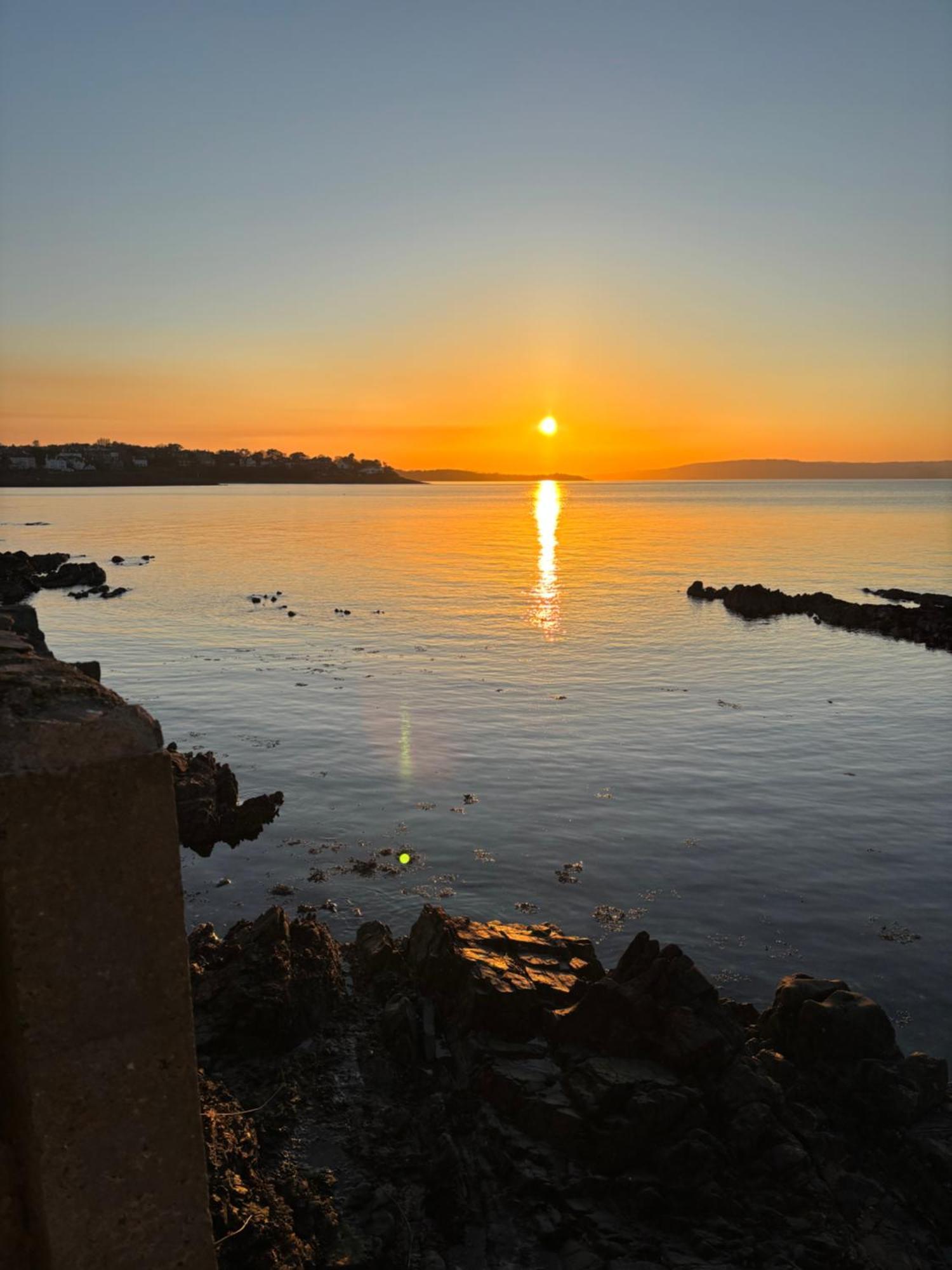 Splash Cottage Beach House With Sea Lapping Garden Bangor  Luaran gambar